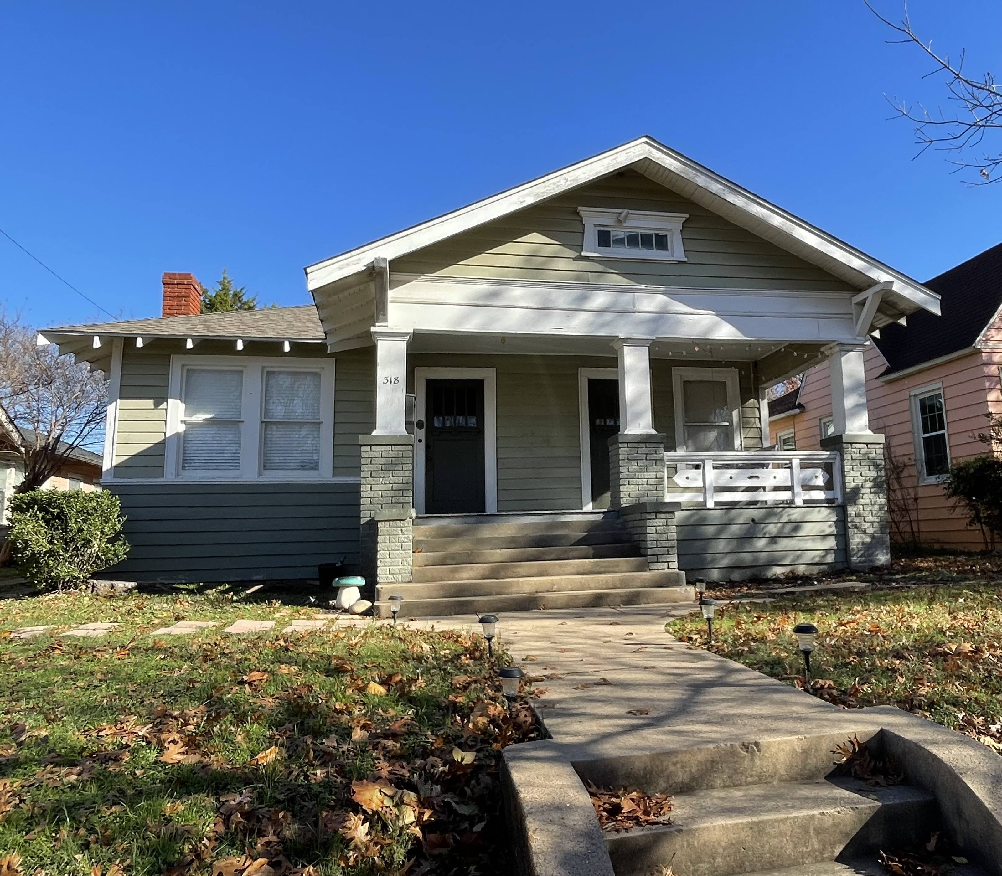 Exterior of 318 North Marlborough Avenue